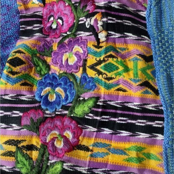 Vintage Veranda Wear Guatemalan Knit Cardigan with Needlework Embroidery‎ Sz M - Picture 7 of 12